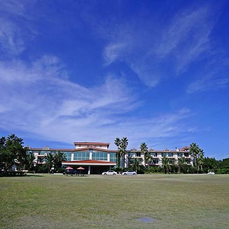 Lake Hills Jeju Resort Согвипхо Экстерьер фото