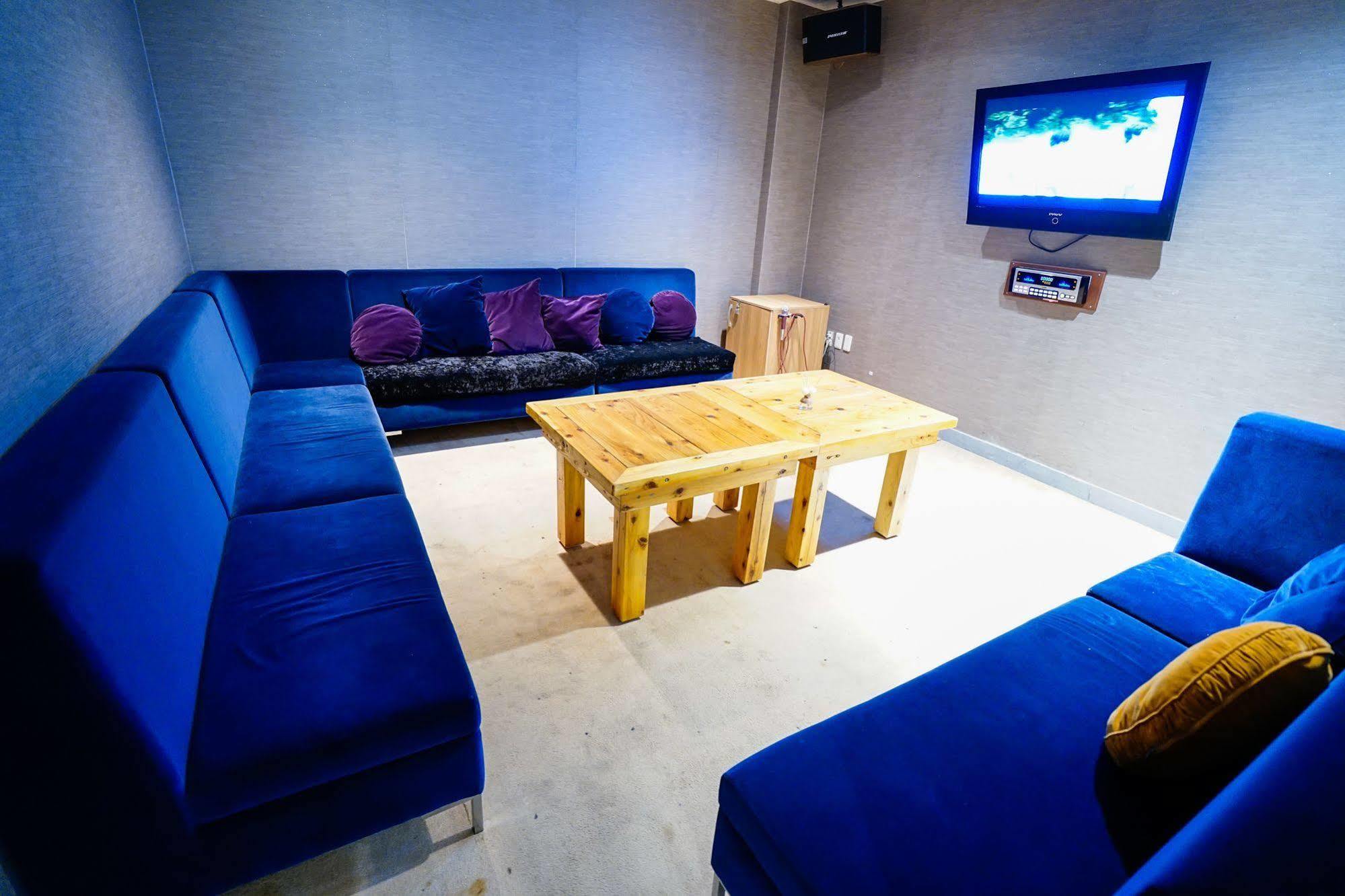 Lake Hills Jeju Resort Согвипхо Экстерьер фото